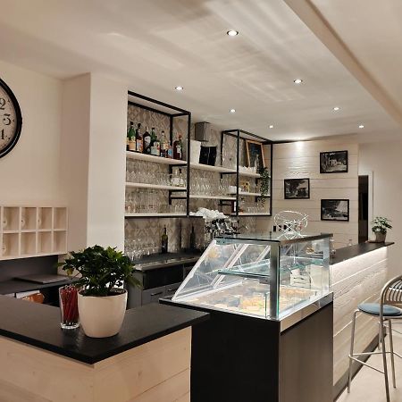 Hotel Luisa Brenzone sul Garda Kültér fotó