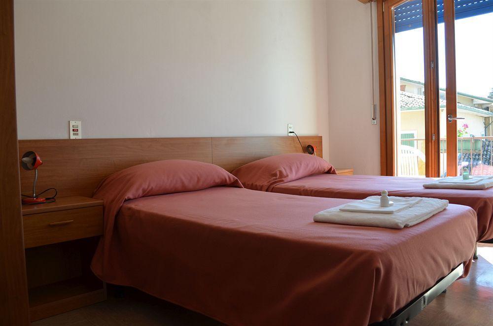 Hotel Luisa Brenzone sul Garda Kültér fotó